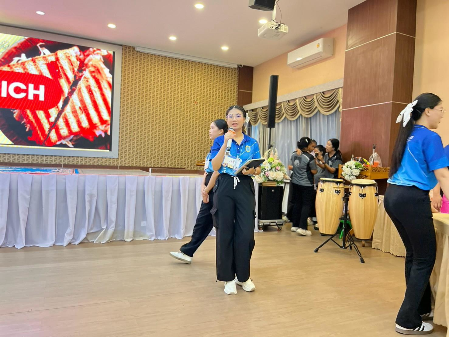 LINE_ALBUM_stem-with-heart_260901_154