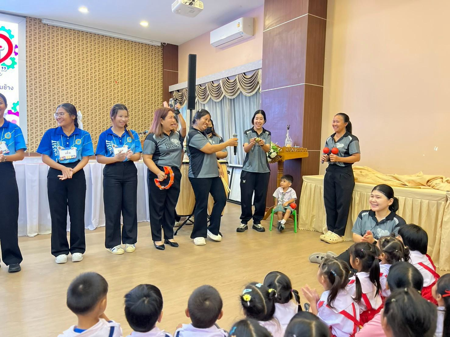 LINE_ALBUM_stem-with-heart_260901_177