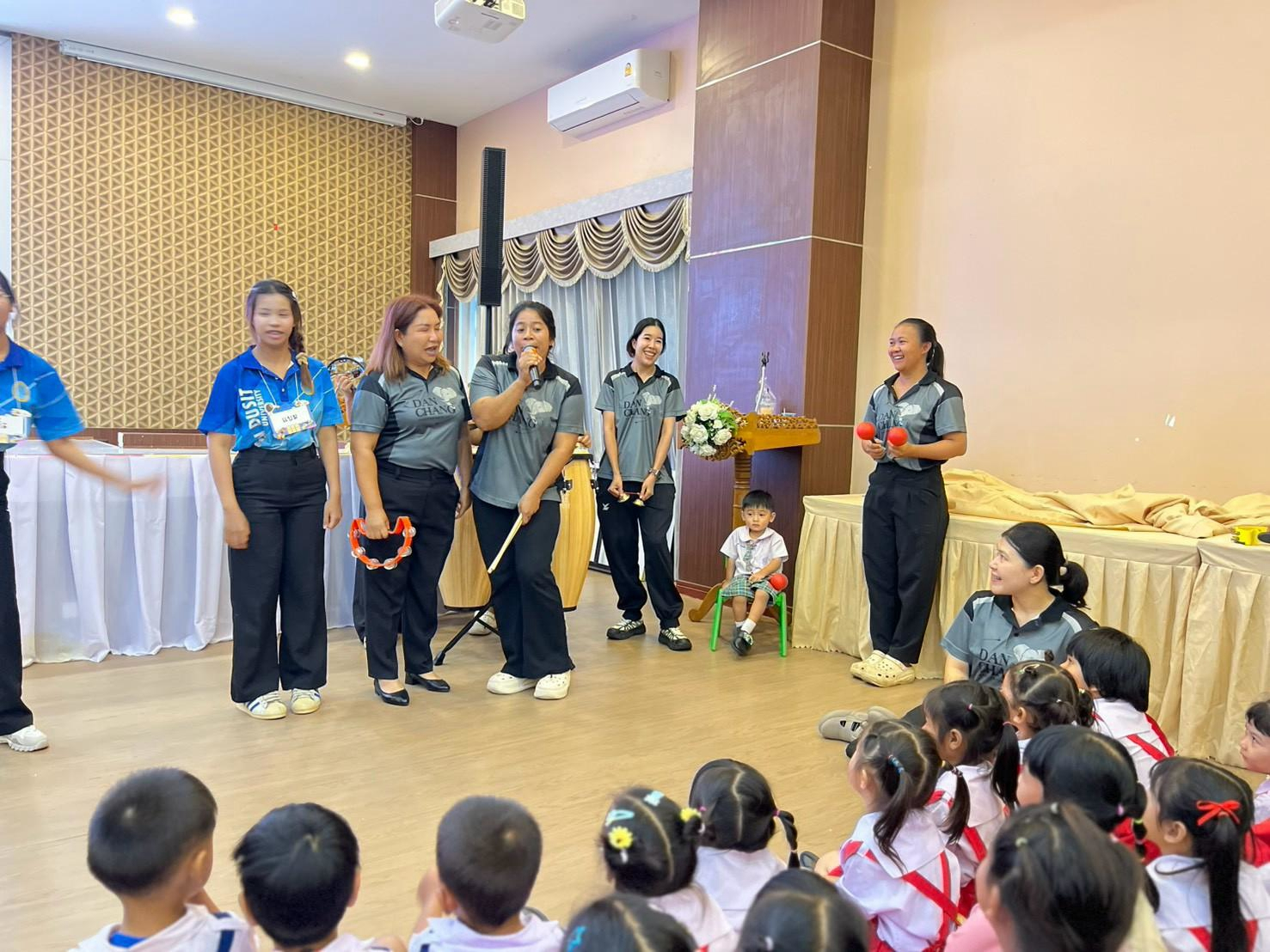 LINE_ALBUM_stem-with-heart_260901_179