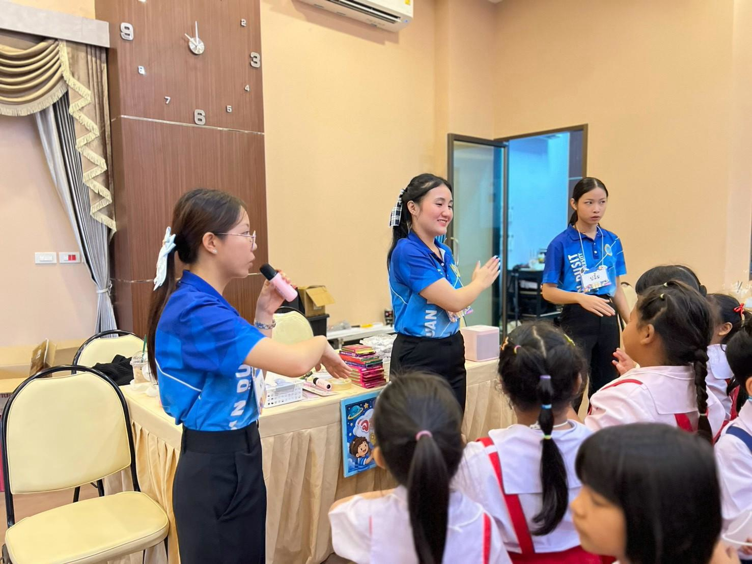 LINE_ALBUM_stem-with-heart_260901_188