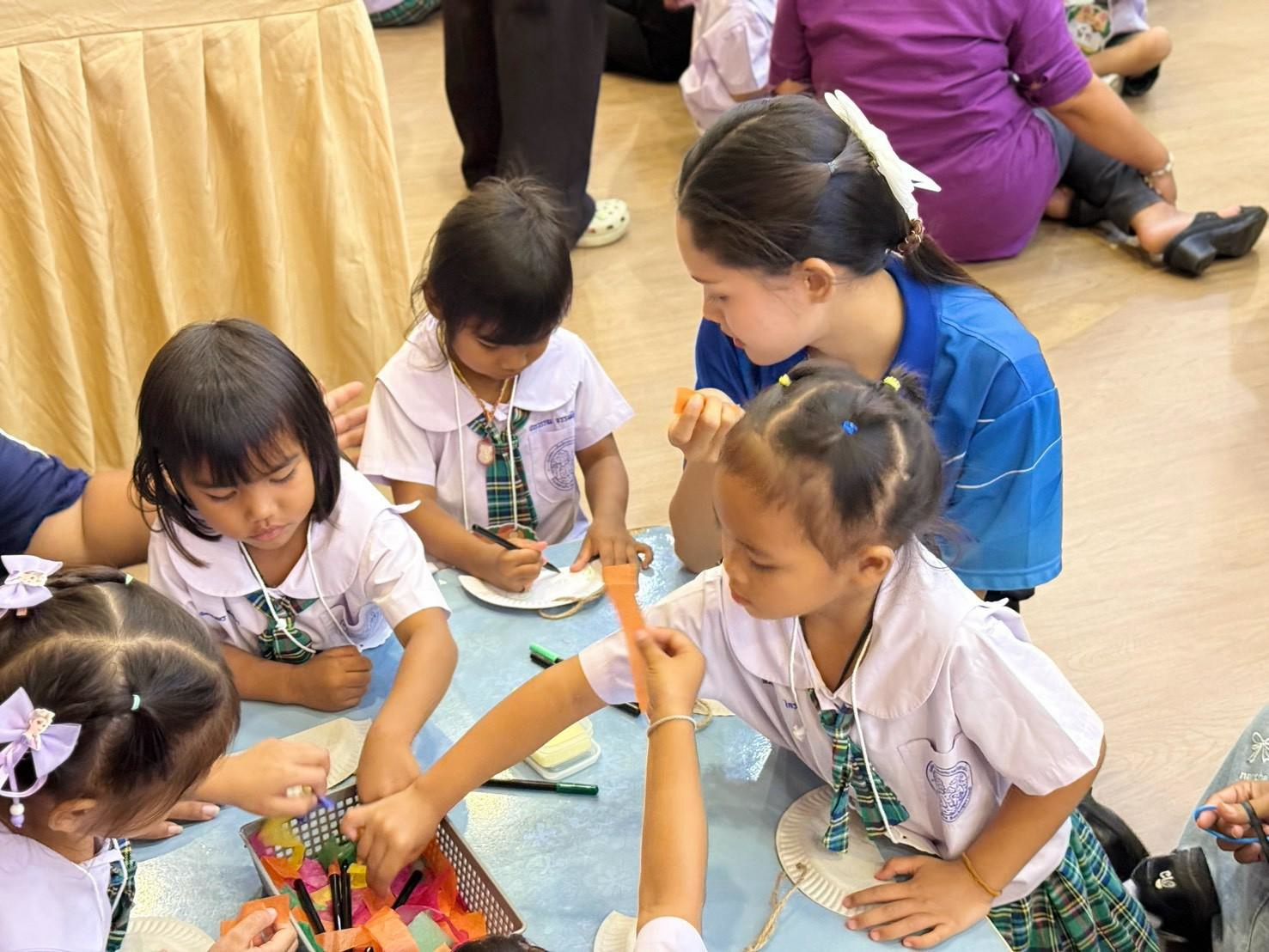 LINE_ALBUM_stem-with-heart_260901_21