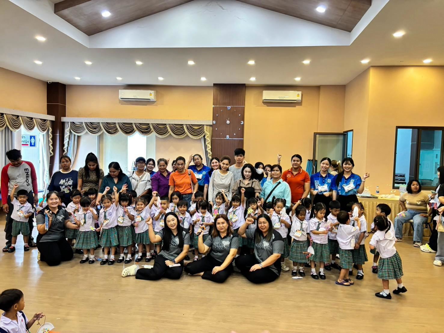 LINE_ALBUM_stem-with-heart_260901_220