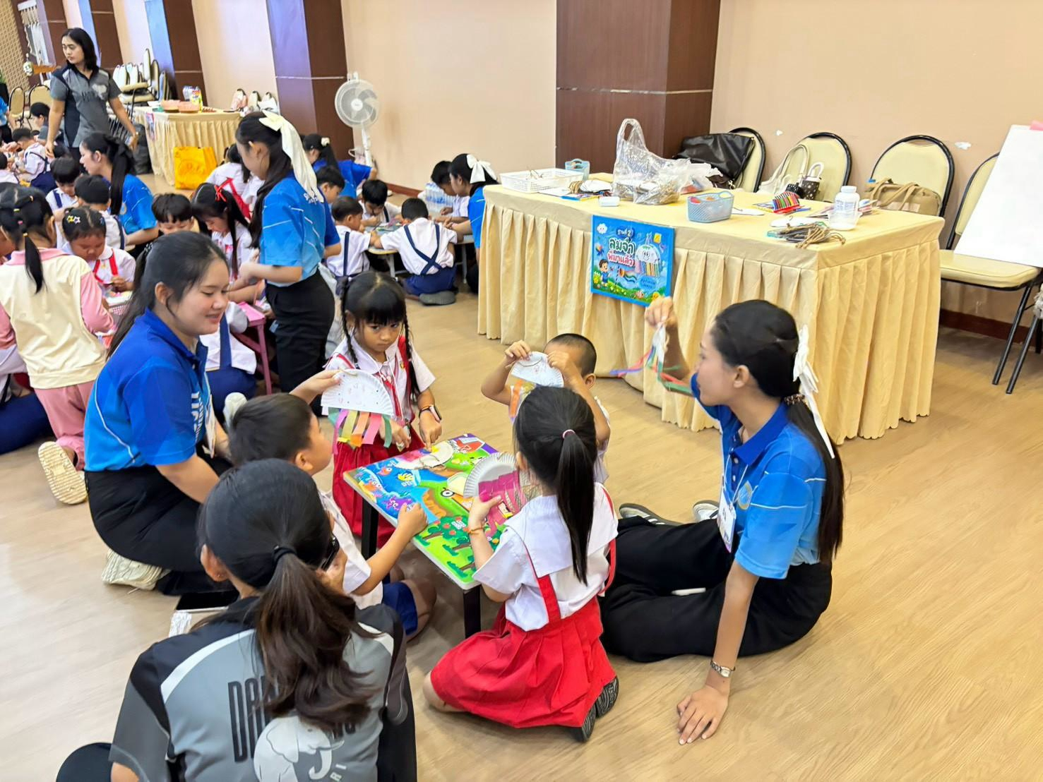LINE_ALBUM_stem-with-heart_260901_221