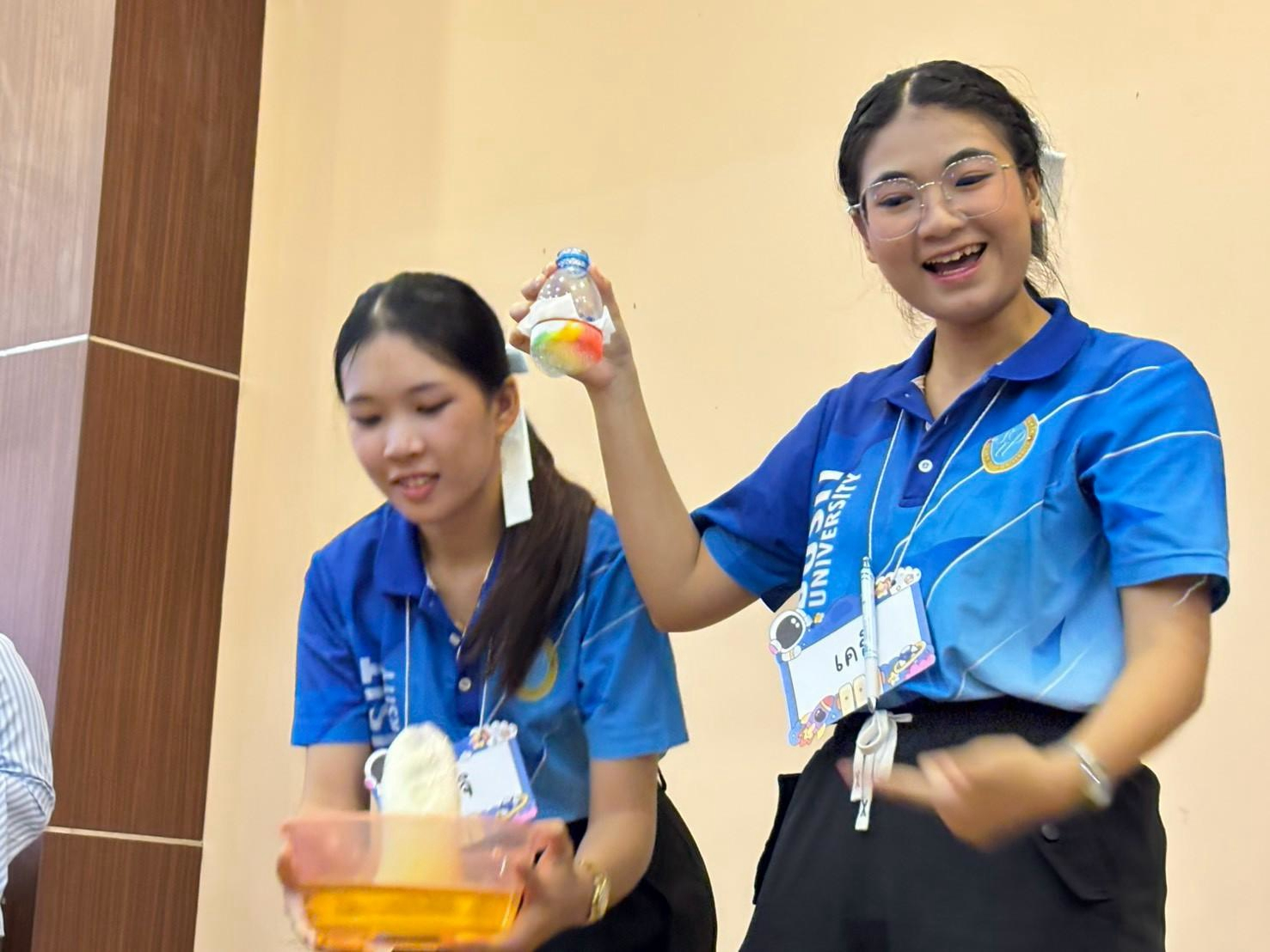 LINE_ALBUM_stem-with-heart_260901_263