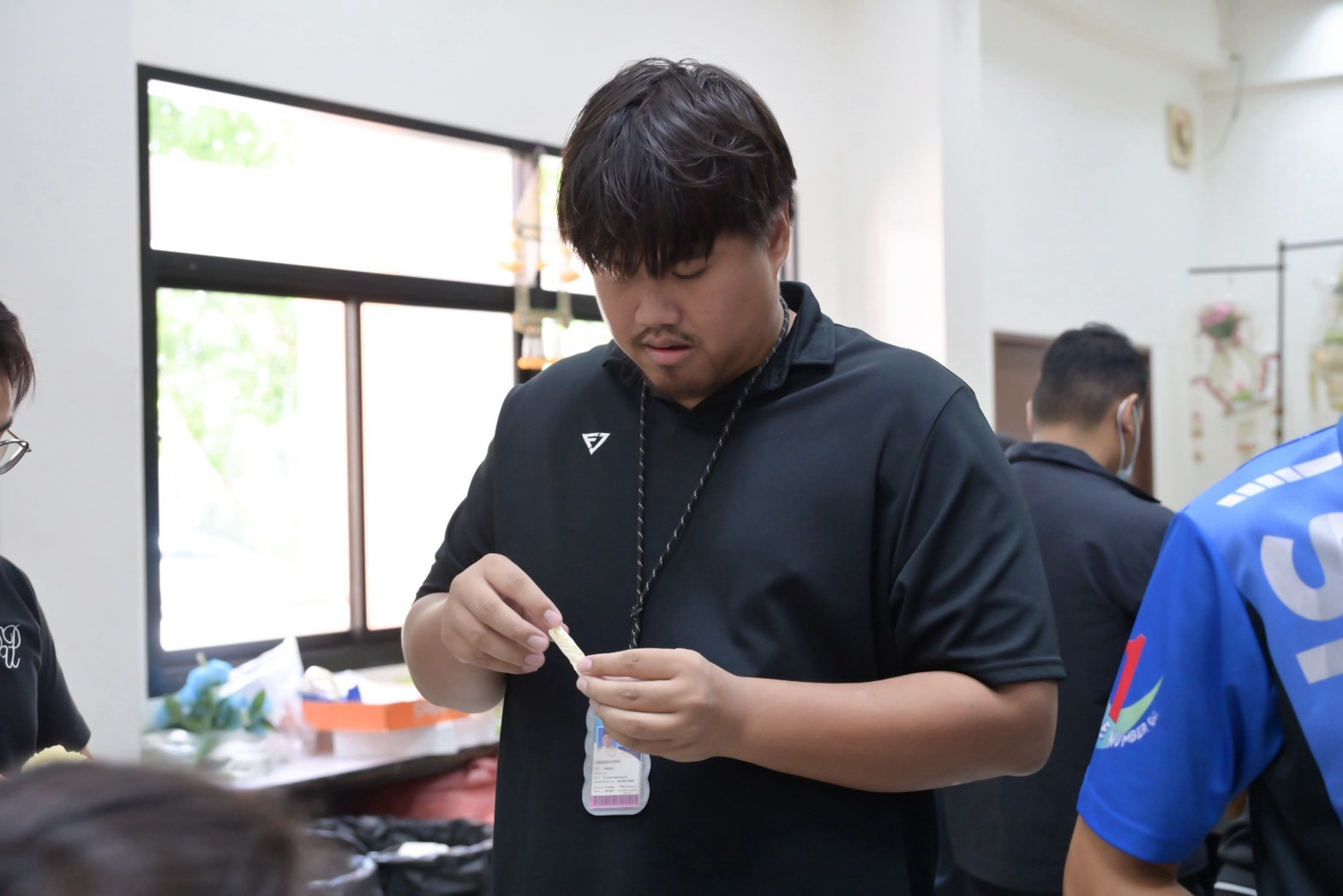 LINE_ALBUM_ประดิษฐ์ดอกไม้จันทน์_261028_81