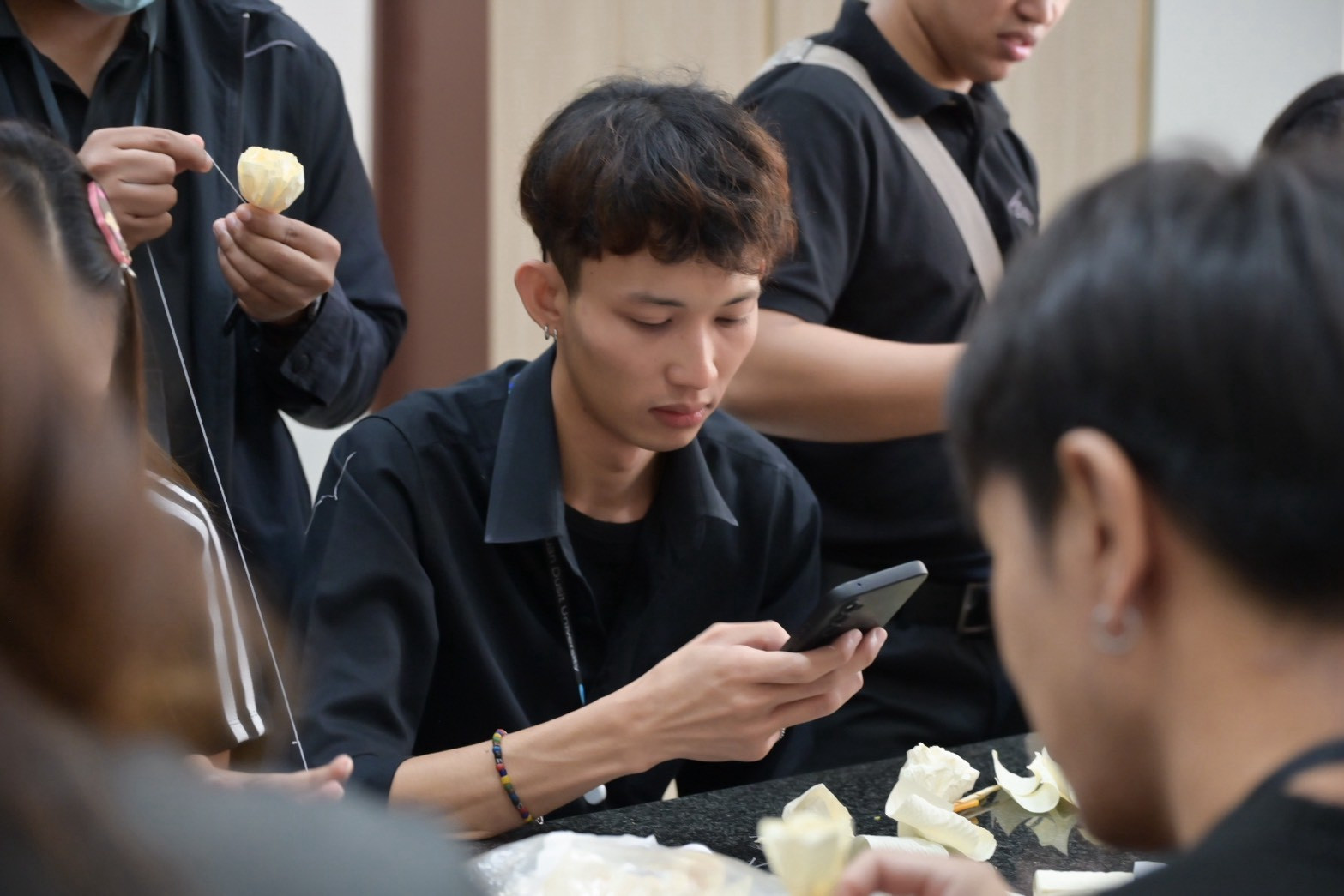 LINE_ALBUM_ประดิษฐ์ดอกไม้จันทน์_261028_89