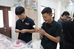 LINE_ALBUM_ประดิษฐ์ดอกไม้จันทน์_261028_15