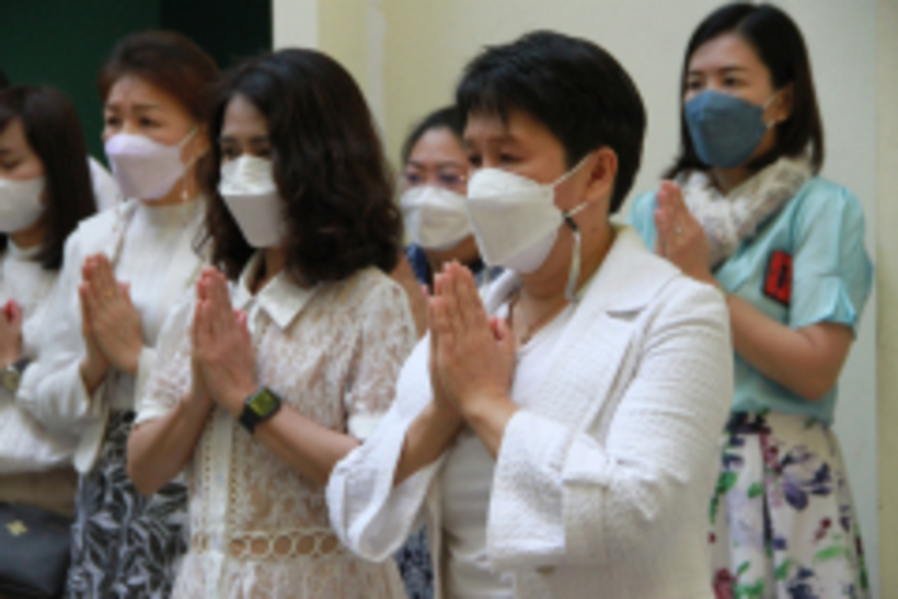 LINE_ALBUM_06-01-2565-พิธีบวงสรวงท้าวมหาพรหม_๒๒๐๑๐๖_90