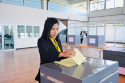 เลือกตั้งหน่วยเลือกตั้งที่ 2 สุพรรณบุรี (8-05-6_52