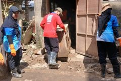 LINE_ALBUM_2025.12.8_251208_12