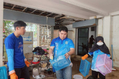 LINE_ALBUM_2025.12.8_251208_34