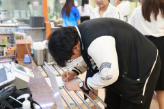 1X1A0555_resize