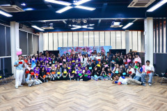 LINE_ALBUM_7269_260209_72