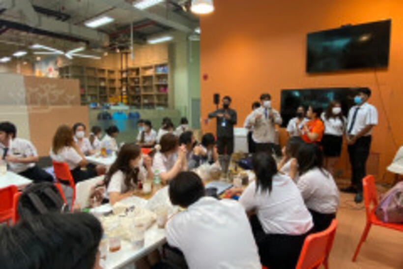 LINE_ALBUM_10366-_4_230310_24