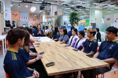 4B8A9139_resize