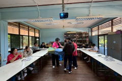 LINE_ALBUM_71268_251208_12