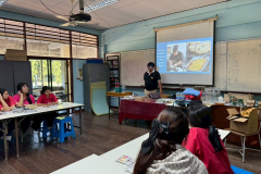 LINE_ALBUM_71268_251208_19