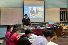 LINE_ALBUM_71268_251208_24