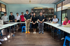 LINE_ALBUM_71268_251208_27