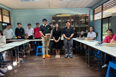 LINE_ALBUM_71268_251208_29