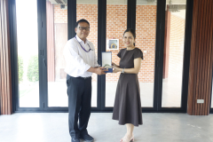 LINE_ALBUM_Pitambara-English-School-และราชภัฏสุรินทร์-เยี่ยมช_260209_10