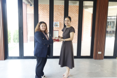 LINE_ALBUM_Pitambara-English-School-และราชภัฏสุรินทร์-เยี่ยมช_260209_11