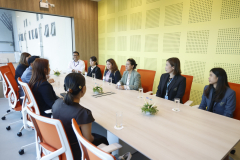 LINE_ALBUM_Pitambara-English-School-และราชภัฏสุรินทร์-เยี่ยมช_260209_23