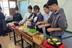 LINE_ALBUM_เชียงใหม่คริสเตียน68_251208_144