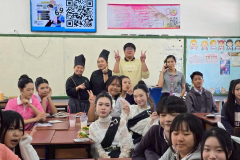 LINE_ALBUM_เชียงใหม่คริสเตียน68_251208_244