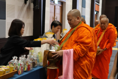 LINE_ALBUM_ทำบุญปีใหม่พร้อมศูนย์ใหญ่-1_260109_30