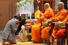 LINE_ALBUM_ทำบุญปีใหม่พร้อมศูนย์ใหญ่-1_260109_61