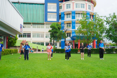P1359878