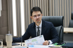 1X1A1300_resize