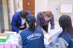 P1404581