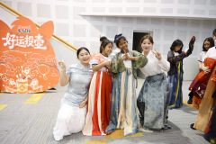 B9A9843