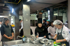 LINE_ALBUM_อบรมอาหารไทย_260527_7