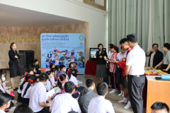 LINE_ALBUM_แนะแนว-รร.บุญวาทย์_260703_171