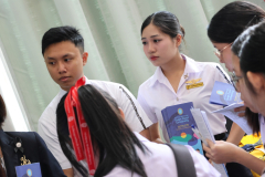LINE_ALBUM_แนะแนว-รร.บุญวาทย์_260703_190