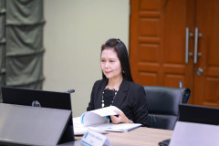 4B8A3999