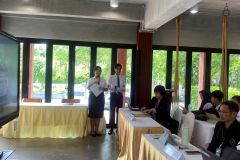 LINE_ALBUM_1862026_260618_9