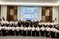LINE_ALBUM_1762026_260617_17