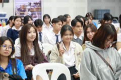 Resize-8185