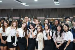 Resize-3239