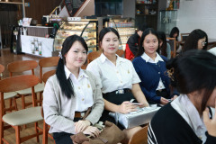 Resize-3376