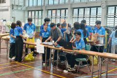 LINE_ALBUM_1372026_260713_19_0
