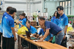 LINE_ALBUM_1372026_260713_20_0