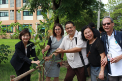 LINE_ALBUM_140569-Green-and-Grow_260514_19