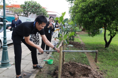 LINE_ALBUM_140569-Green-and-Grow_260514_5
