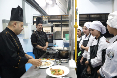 LINE_ALBUM_pre-degree-030969_260903_2