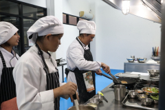 LINE_ALBUM_pre-degree-030969_260903_38